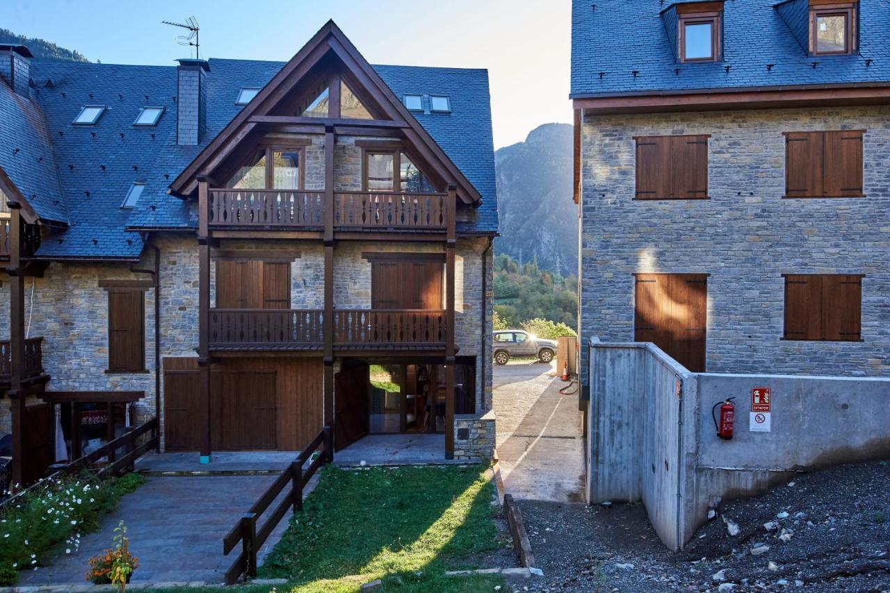 Preciosa Casa, Naut Aran, Alto Aran, Gessa, A 4 Km De Baqueira, 212 M2 Wifi Villa Luaran gambar